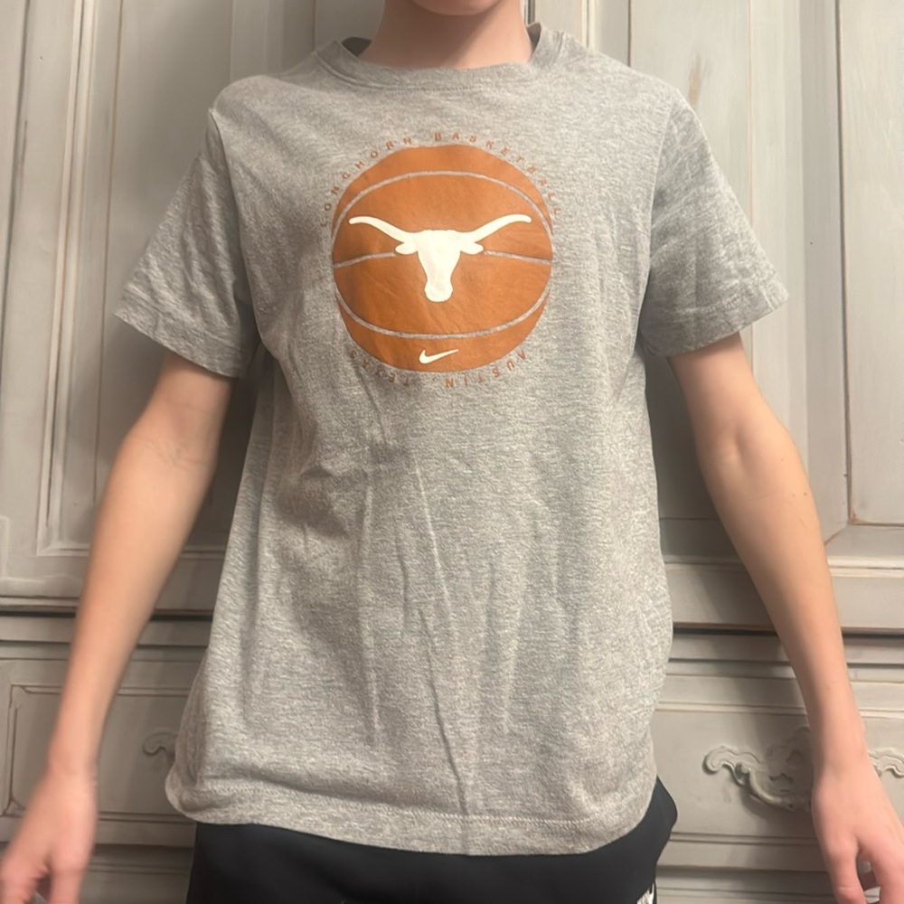 Nike University of Texas youth Medium